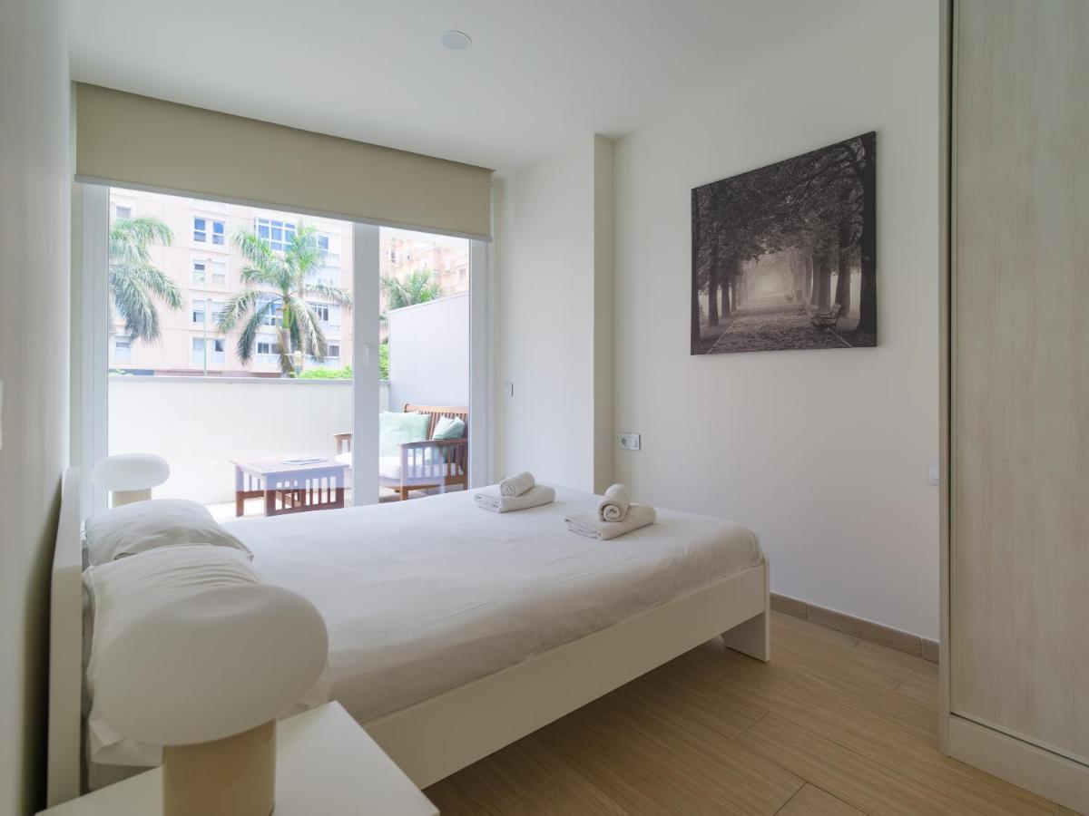 Homeforguest Apartamento Con Terraza Y Parking En Las Canteras Las Palmas de Gran Canárias Exterior foto